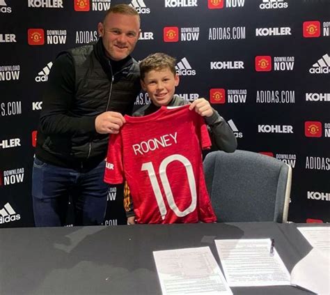 Wayne Rooneys Son Kai Signs For Manchester United Rediff Sports