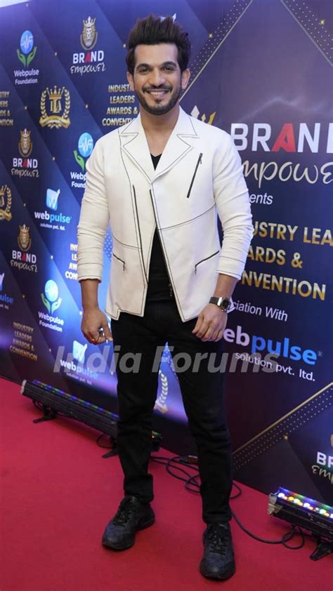 Arjun Bijlani attend Industry Leaders and Awards Convention Photo