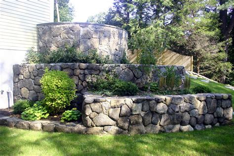 Retaining Wall Cambridge Belmont Ma Premier Pavers And Hardscape Co