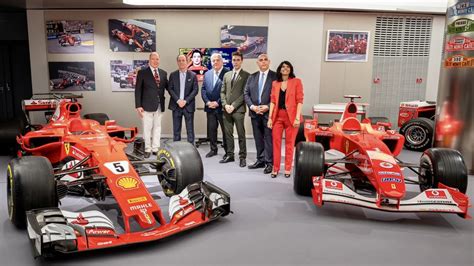 Le Prince Albert Inaugure L Exposition Ferrari F Monaco