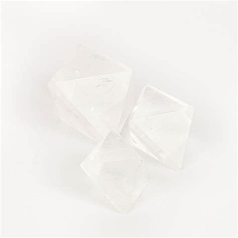 OCTAHEDRON CRYSTAL - Nativa Gems - Wholesale | Mineral & Jewelry