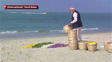 Video Shows Pm Modi Decorating Flowers Performing Yoga At Ram Setu