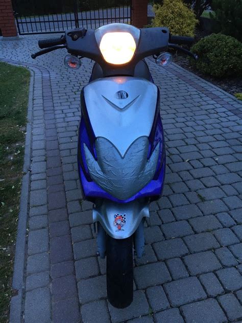 Włoski skuter PIAGGIO ZIP c25 50ccm 2T zmienione plastiki Radlna OLX pl