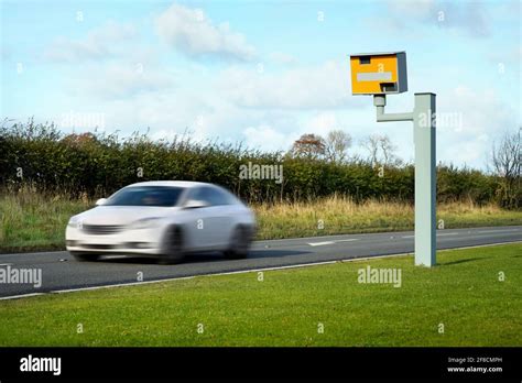 Automatic Speed Detection Hi Res Stock Photography And Images Alamy