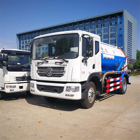 Dongfeng Vacuum Sewage Suction Truck Liters Septic Tank Sewer