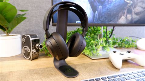 Steelseries Arctis Nova Pro Wireless Review Toms Guide