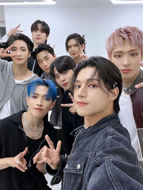 Ateez rompe cabezas rompecabezas en línea