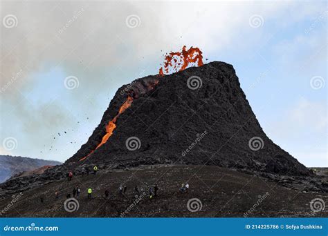 Grindavik Iceland March People Are Watching The Volcano