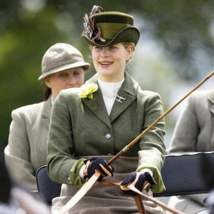 Mort dElizabeth II pourquoi Lady Louise Windsor était elle la petite