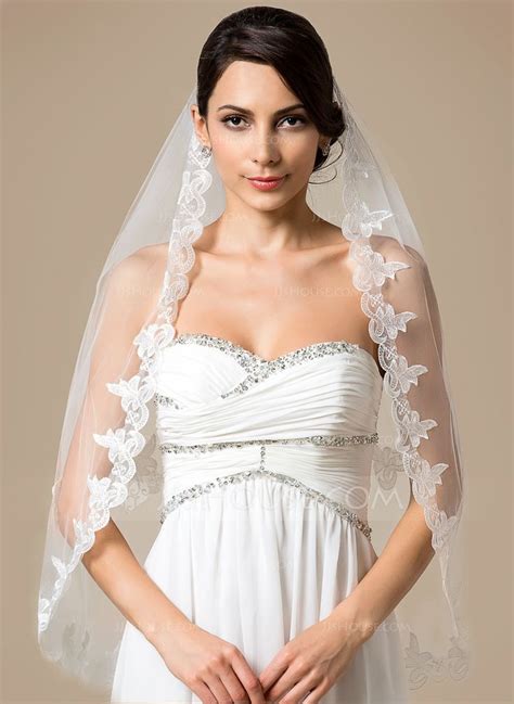 26 00 One Tier Fingertip Bridal Veils With Lace Applique Edge JJ