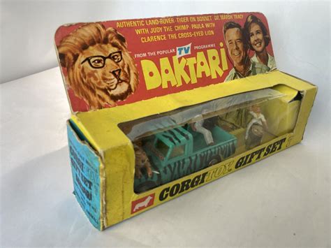 Corgi Gift Set Daktari Original Glasses And Stethoscope Ebay