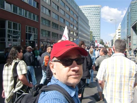 Text Der Stadt I Blog Aus Berlin Demonstration Im Zeitungsviertel