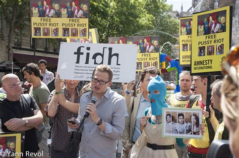 La Rédaction Pour les Pussy Riot plus que jamais La Règle du Jeu Littérature Philosophie