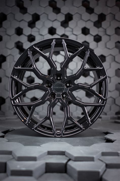 Кованые диски на BMW M5 F90 - купить с гарантией | Renegade Design