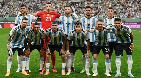 Tunjuk Id Pelatih Timnas Argentina Bongkar Penyebab Lionel Messi