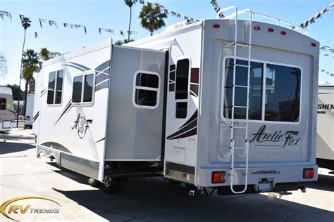 2018 New Arctic Fox 32A Silver Fox Travel Trailer in California, CA ...