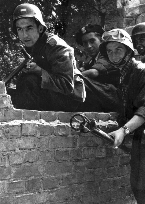 Warsaw Uprising Polish Resistance Fighters Of The Ruczaj G Jake