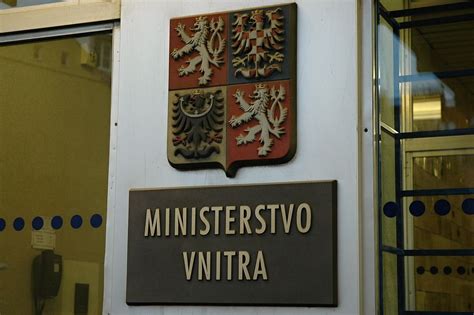 Ministerstvo Vnitra H J Registraci Prezidentsk Kandid Tky Rohanov