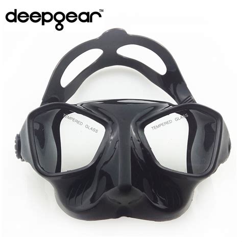 Choosing The Right Diving Mask Low Volume Masks Desertdivers