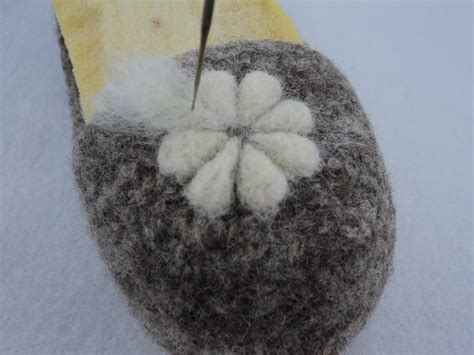 moniqueraedesigns: My Needle Felting Process