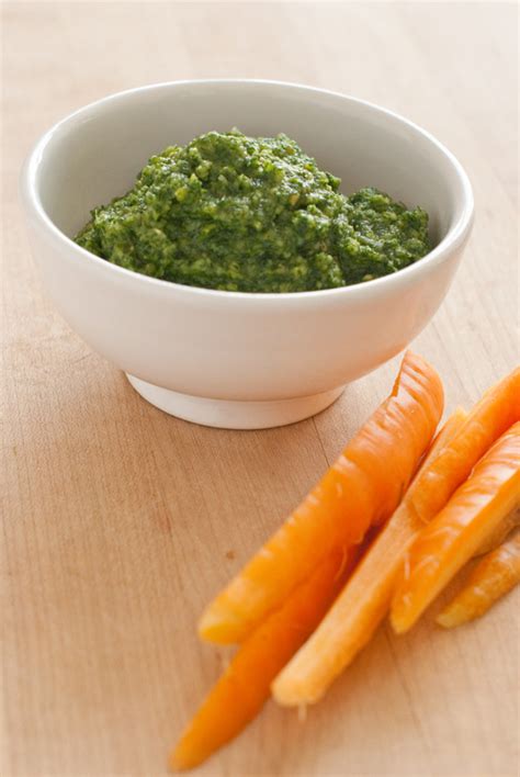 Back To Organic Fennel Frond Pesto A Surprisingly Delicious Pesto Without Basil