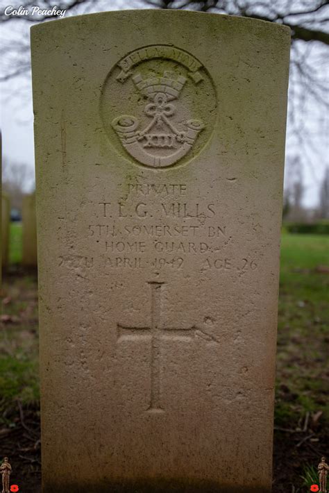 Mills Thomas Leslie George Cwgc War Grave At Haycombe Cem Flickr