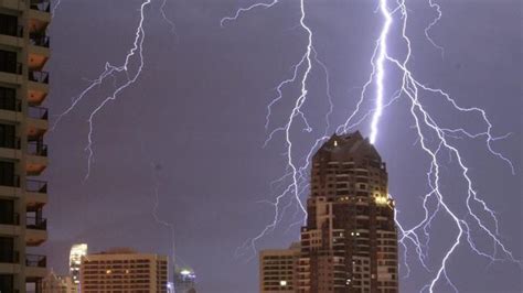 Brisbane Weather Severe Thunderstorm Warning For Southeast Queensland The Courier Mail