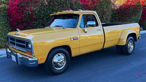 1990 Dodge Ram 1st Gen Market Classic Com