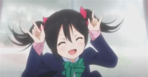 What Does "Nico Nico Nii" Mean? Details About the Japanese Phrase