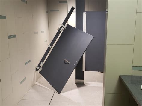 What if we kissed by the broken stall door in the dining hall 🥵🥵? : r