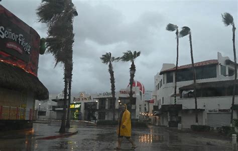 La Jornada Hilary Se Degrada A Hurac N Categor A Alerta En Baja