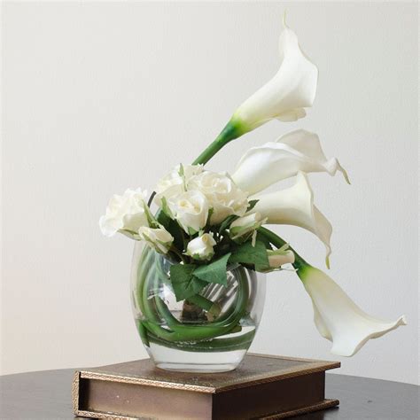 Real Touch Calla Lily Arrangement With White Ivory Calla Lily