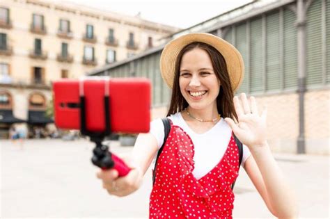 The New Face Of Travel Vlogs Focus Breaking Travel News
