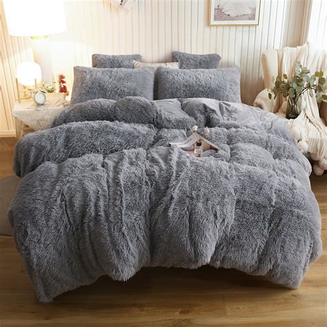 Xege 3 Piece Fluffy Faux Fur Duvet Cover Set Queen Luxury Ultra Soft Velvet Shaggy Plush