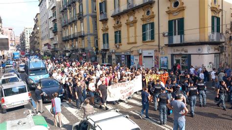 Napoli Gi Le Mani Dalla Lotta Dei Disoccupati Organizzati Avanti