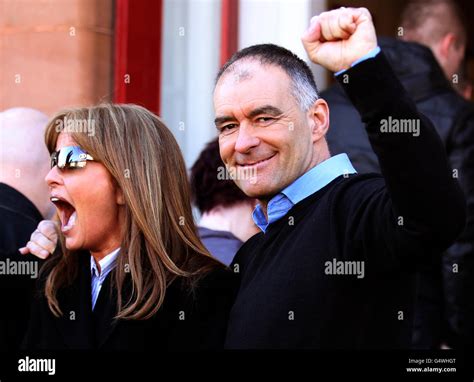 Former Msp Tommy Sheridan Accompanied By His Wife Gail Hi Res Stock