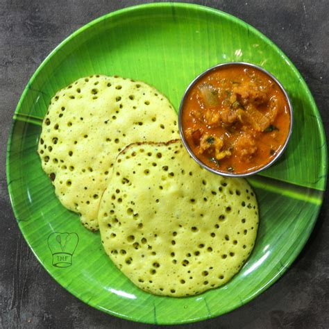 Hotel Tiffin Combo Set Dosa Vada Curry Traditionally Modern Food