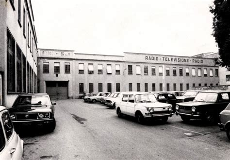 Foto Saronno Tra Operai E Ciminiere La Fabbrica Diventa Un Amarcord 7