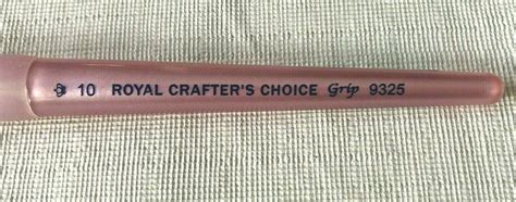 Royal Brush Crafter S Choice Bristle Round Brush Size 10 White R9325