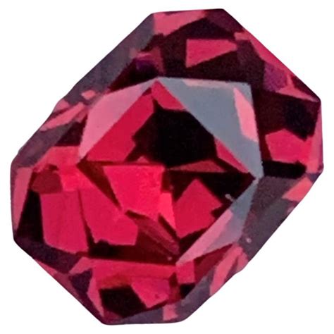 Aaa Quality Carat Faceted Red Rhodolite Garnet Precision Cut For