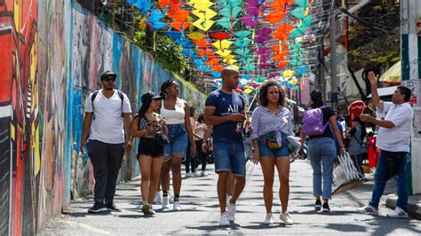 El Turismo Se Sali De Control En La De Medell N