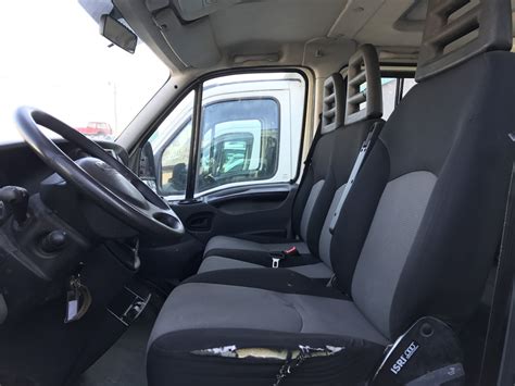 Iveco Daily C Hpi Ch Benne Double Cabine Places