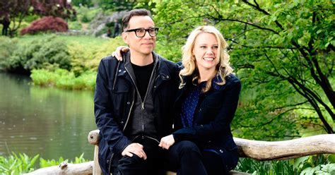 Fred Armisen Hosts Saturday Night Live Finale