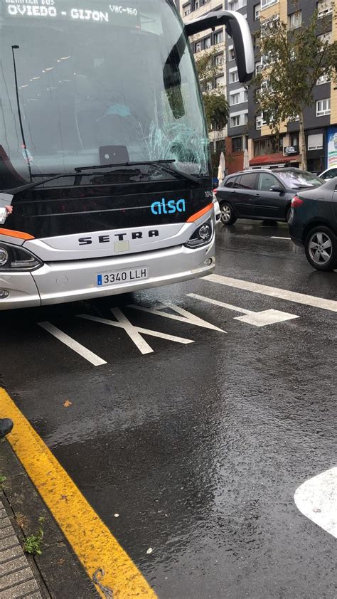 El grave atropello en la rotonda de Foro Gijón en imágenes La