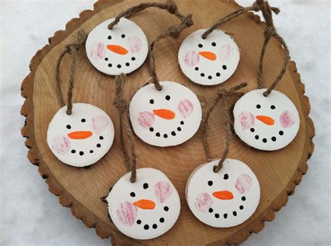 More Wood Slice Inspiration For Your Tree These Cute Diy Wood Slice