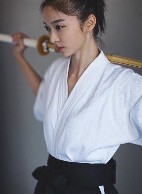 日本女武士 美女剑道 冷艳 每日头条