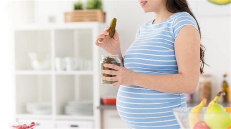 Can You Eat Pickles While Pregnant