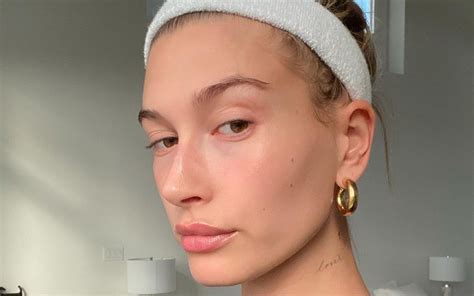 Hailey Bieber Lanceert Eerste Vijf Producten Van Rhode Skin Nsmbl