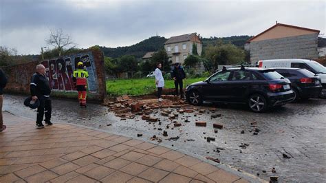 La Borrasca Ciar N Azota Galicia Cientos De Incidencias Por Toda La