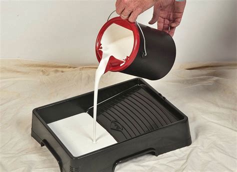 How To Pour Paint Into Roller Tray Citizenside